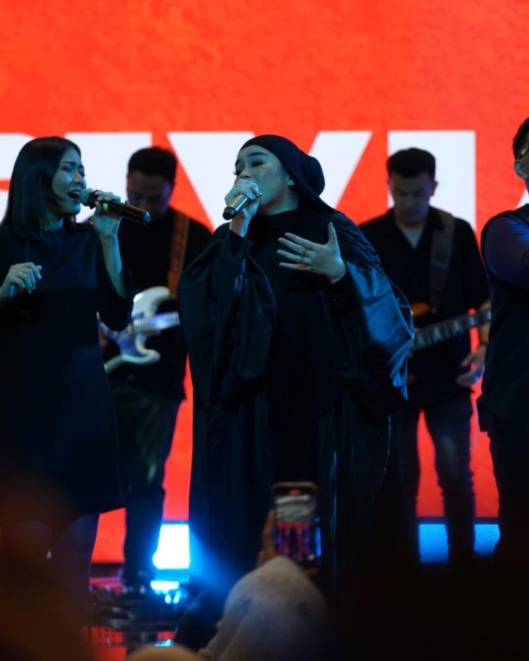 Worth It Lyrics Deep Meaning and Interpretation Explored